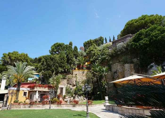 Aeneas' Landing Resort
